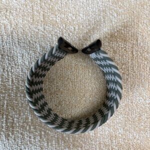 Solace Apple Watch Band M/L Lt. Grey Green Stretch Loop Fits 38 40 41 42 44 45mm